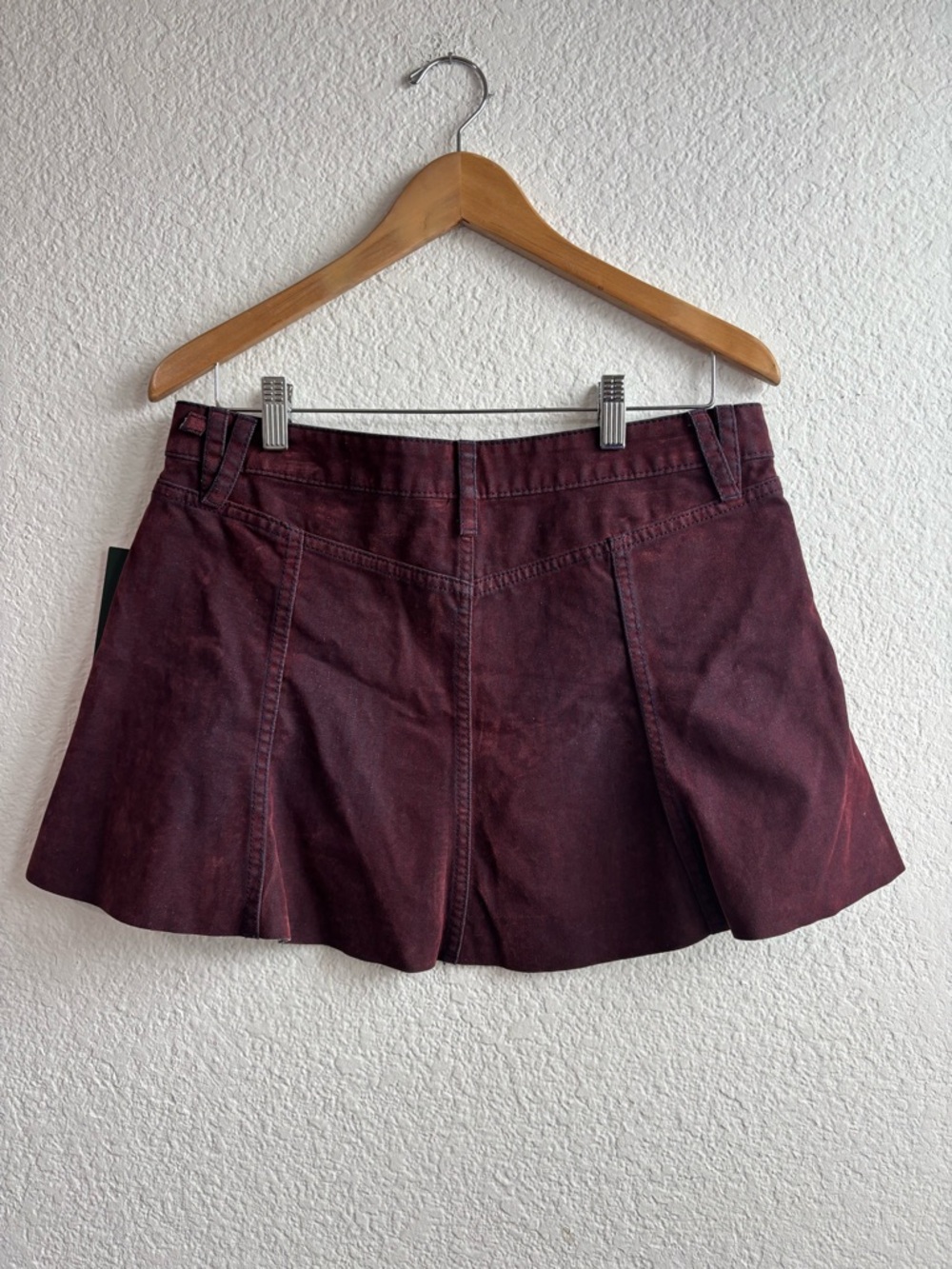 NWT Wild Fable Burgundy Flared Mini Skirt Size 4 - Picture 4 of 6